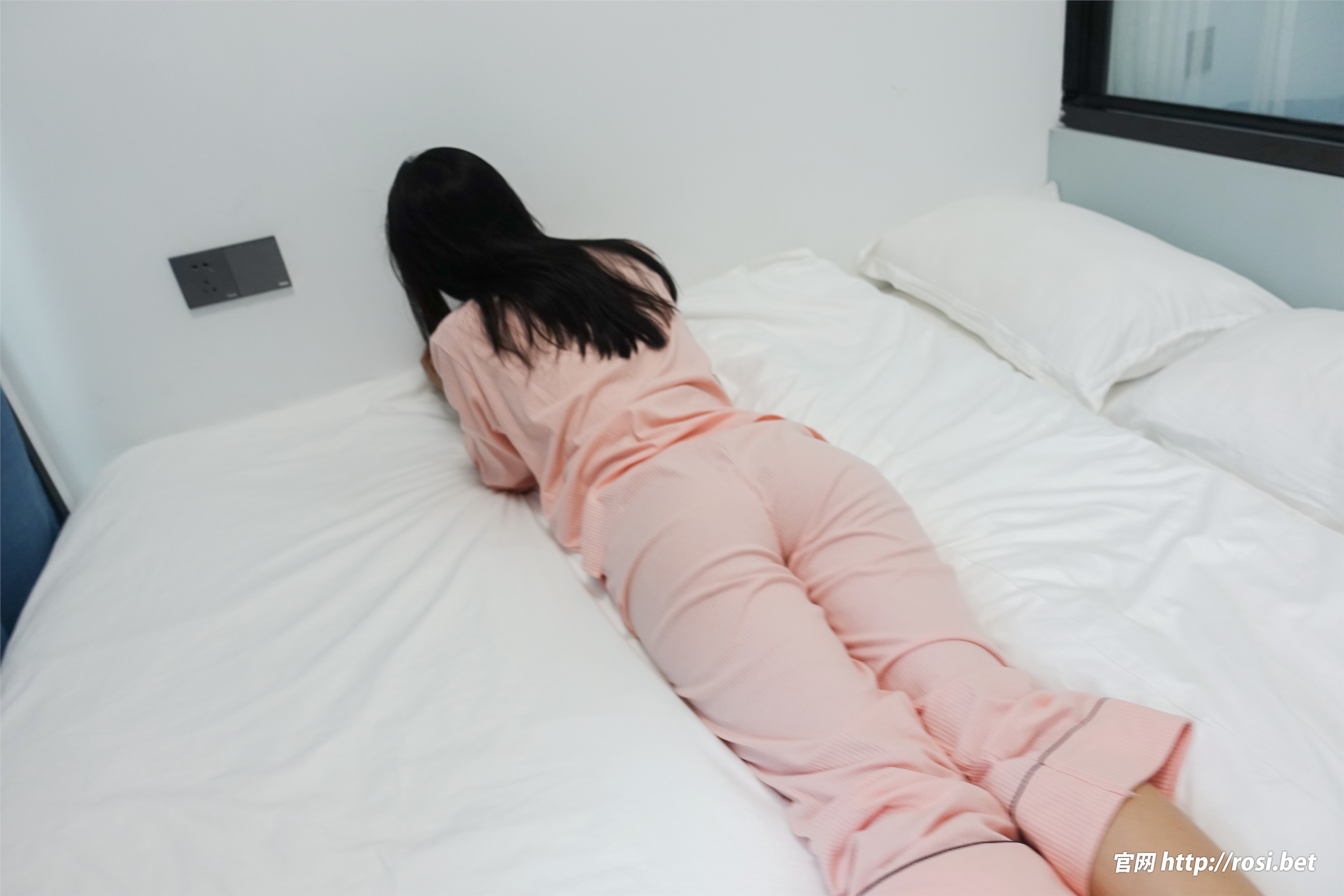 ROSI写真 2024.02.25 NO.4465